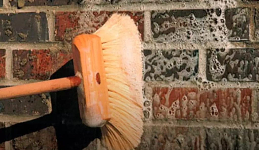 جوهر نمک برای تمیز کردن آجرنما 1024x595