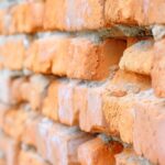 آسیب‌های ناشی از یخ‌زدگی بر روی آجر