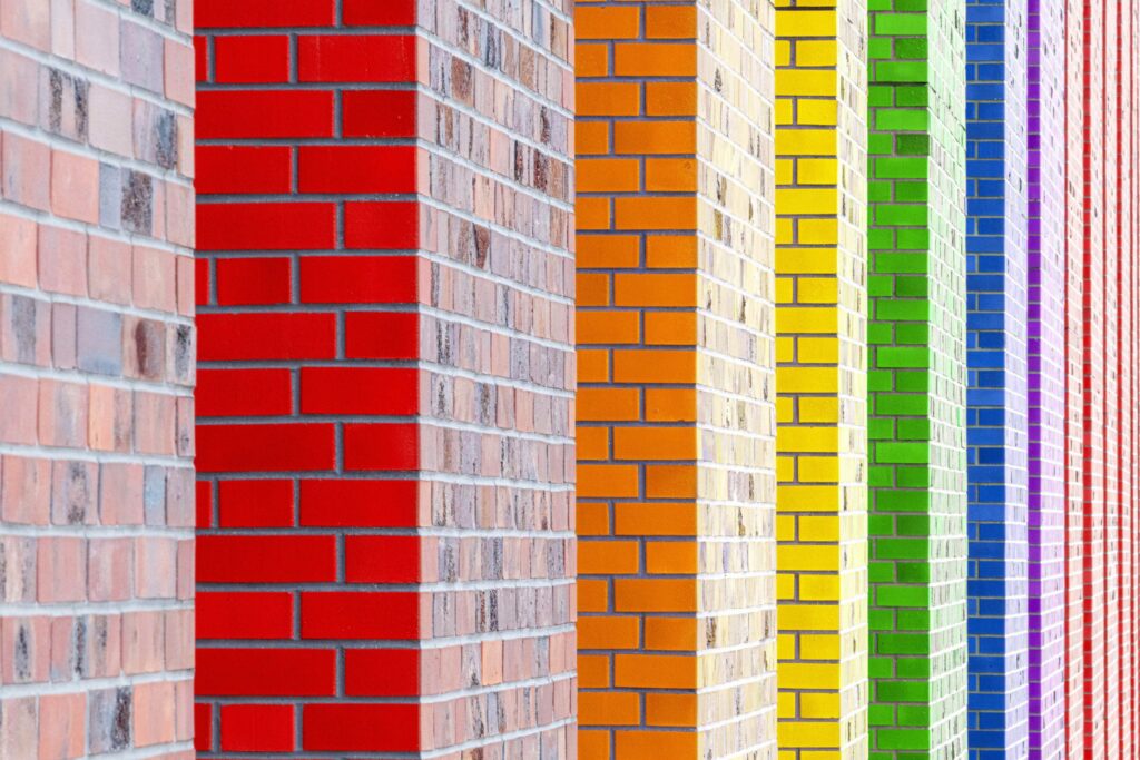 Color brick entrance hallway 1 scaled 1024x683