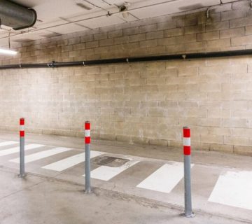 نمونه‌ای از پارکینگ با آجرنمای زیبا