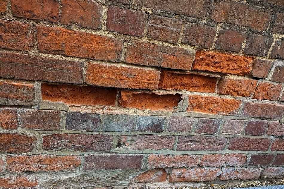 جلوگیری از پوسته پوسته شدن آجرهای نما