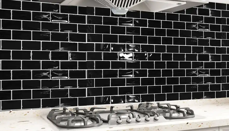 مزایای اجرای آجر مشکی بین کابینتی