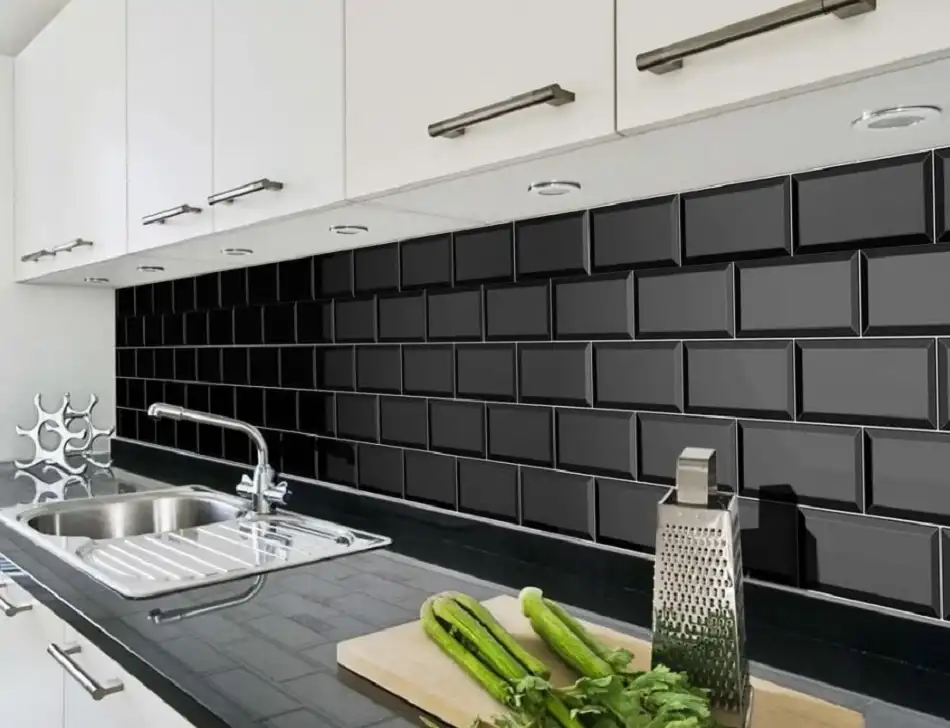نمونه آجر مشکی بین کابینتی با طرح خاص